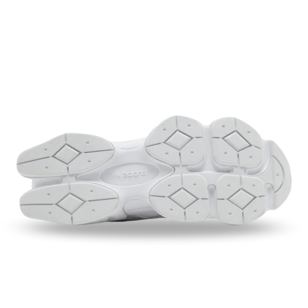 9060 NB Sneakers- Women's